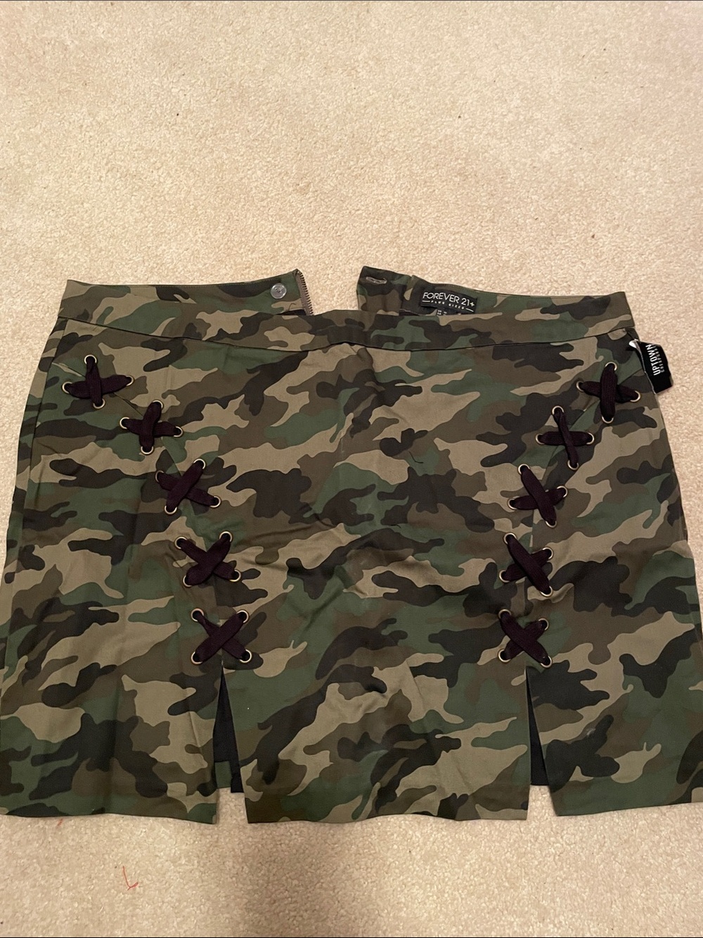 Forever 21 Camo Lace-Up Mini Skirt in Green & Brown